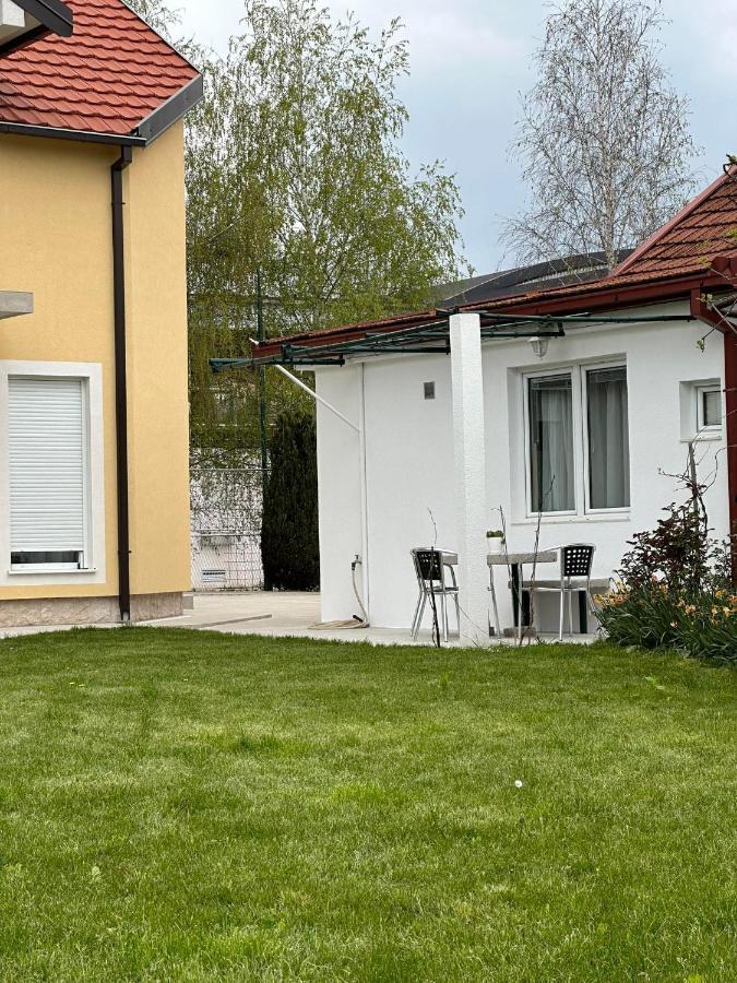 Apartmani Emily & Jully Нікшич Екстер'єр фото