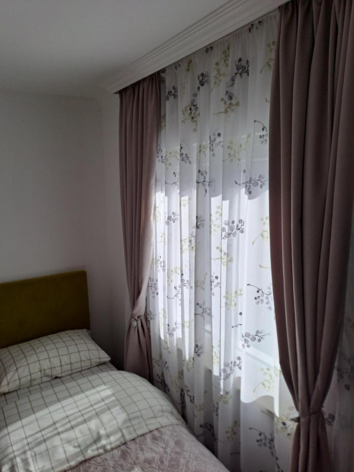 Apartmani Emily & Jully Нікшич Екстер'єр фото